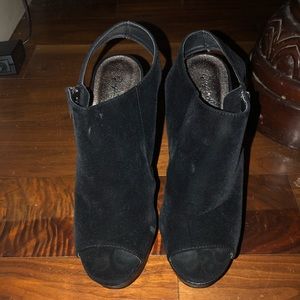 Black heels